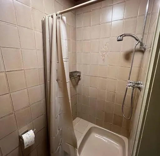 Einzimmerwohnung Im Gruenen/innsbruck/2 Pax 公寓