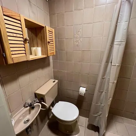 Einzimmerwohnung Im Gruenen/innsbruck/2 Pax